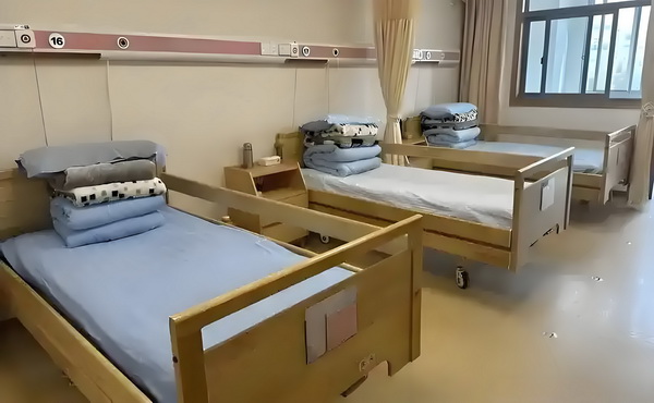 怎样才能落户深圳_E句话 | 董璇“新婚即分居”？ 架初步查明因情侣吵事发